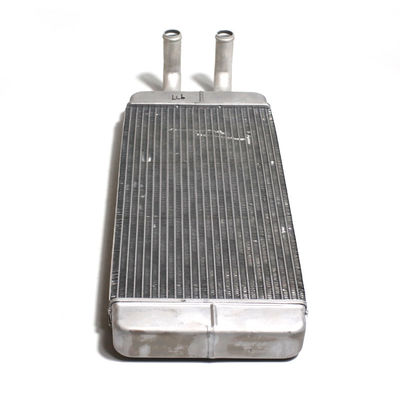 8102-00977 アルミニウムラジエーター 水タンク ヒーガーバス用冷却部品 OE NO. 交換