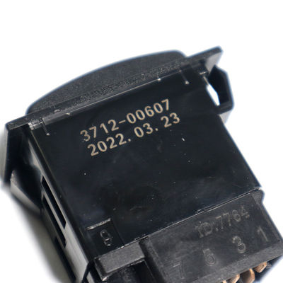 2013- 輸送機器 KING LONG バス部品 JK982-307A 換気扇スイッチ