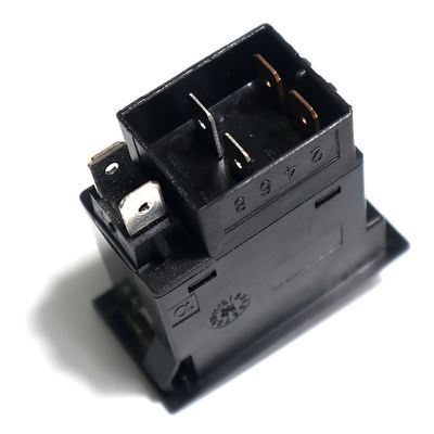 OE NO. 3792-00225 バス部品のスイッチ キング ロング バス メイン パワー ロッカー スイッチ