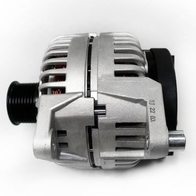 OE NO. 8SC3141VC ハイガーバスのためのオルタネータモデル型 AVi144 2A21