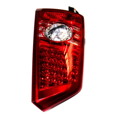24VのLEDテールライト Higer バス OE No. 4133-00077 左のバック交換部品