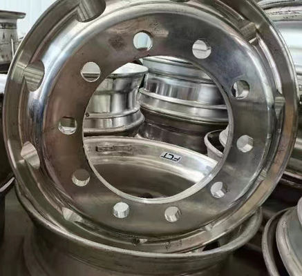 バス部品の交換/修理 9.0 * 22.5 アルミニウム合金車輪のリム ズントンバス 98mm PCD