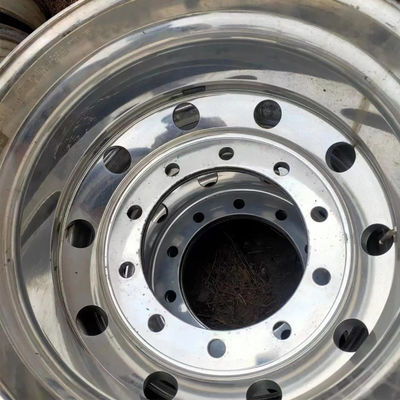 バス部品の交換/修理 9.0 * 22.5 アルミニウム合金車輪のリム ズントンバス 98mm PCD