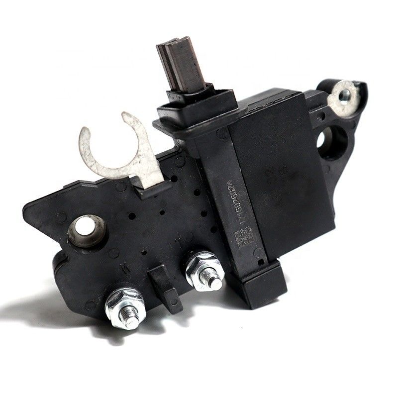 OE NO.OEM バスのオルネータ ゴールデン ドラゴン バスの規制器 炭素ブラシ